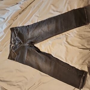 Universal Standard 10 Seine distressed black jeans